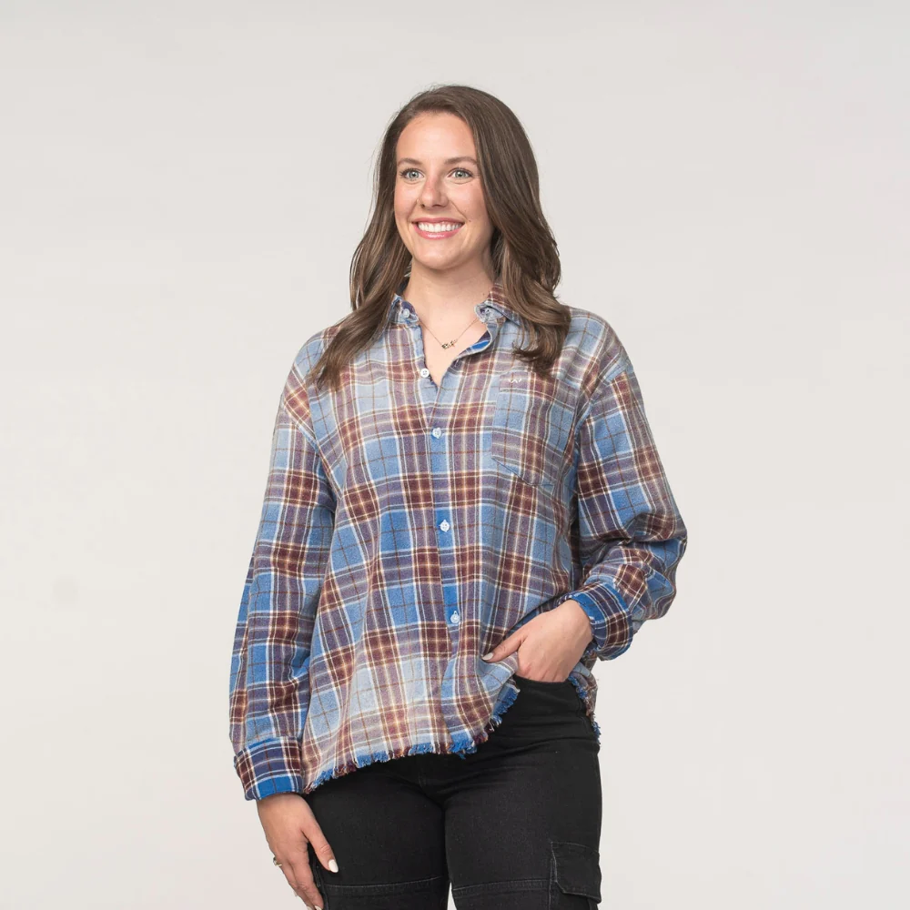 Praise Raw Edge Flannel - Image 3