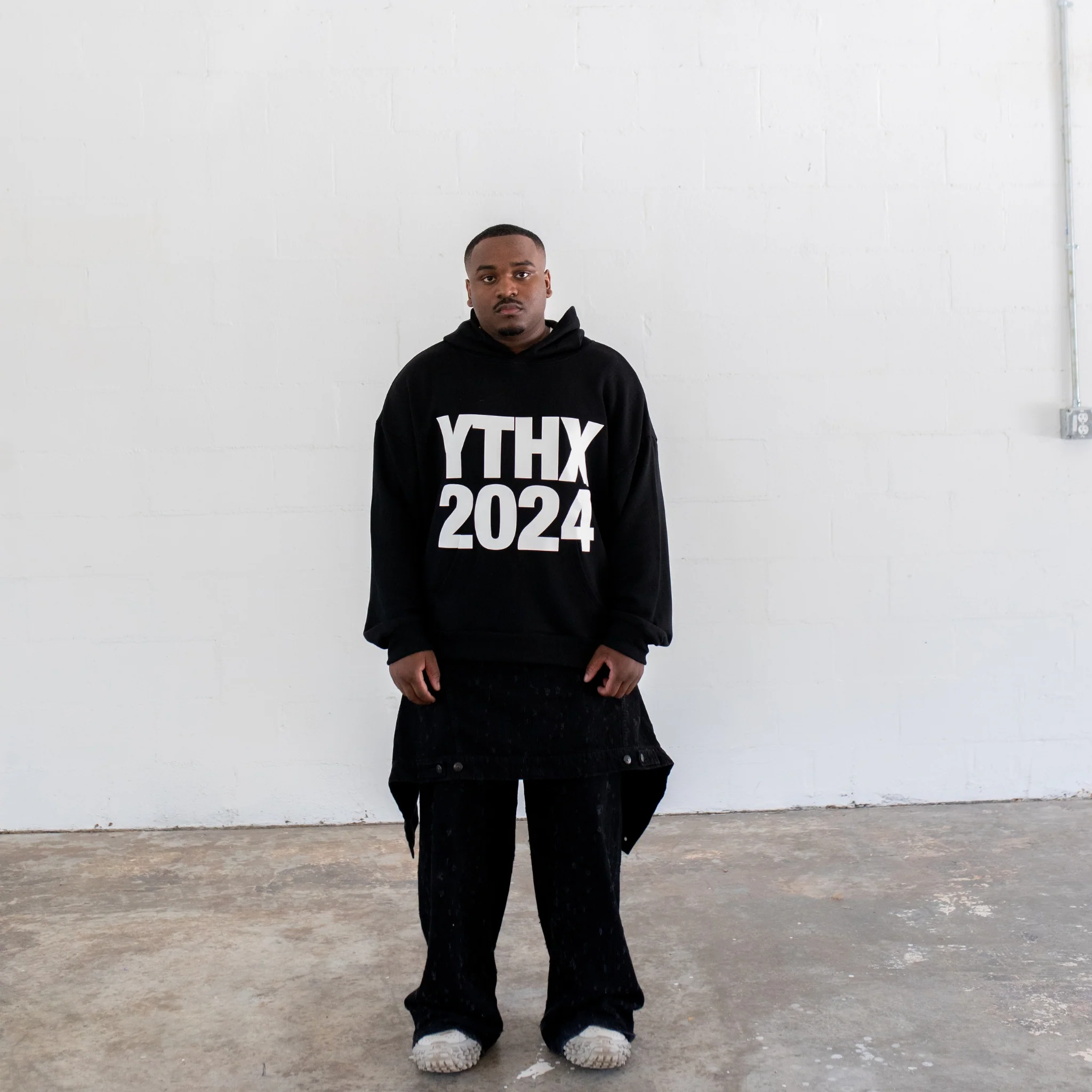 YTHX24 Black Hoodie - Image 4
